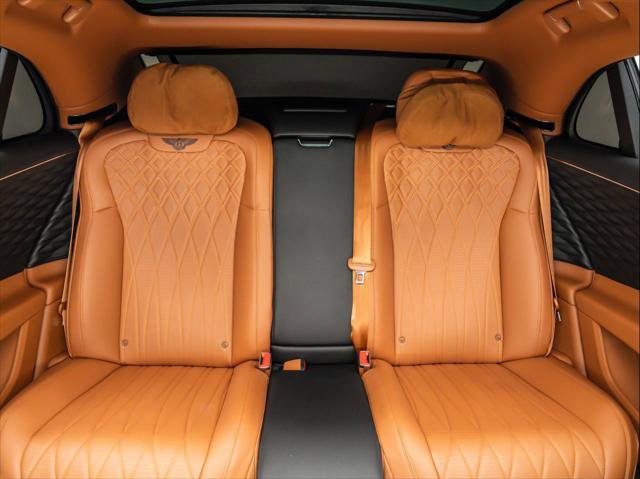 Used 2021 Bentley Flying Spur V8 image 15