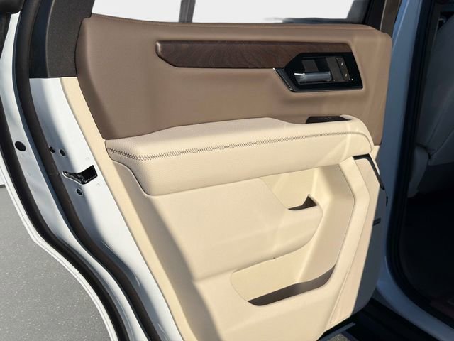 New 2026 GMC Yukon Denali w/ Denali Reserve Package image 11