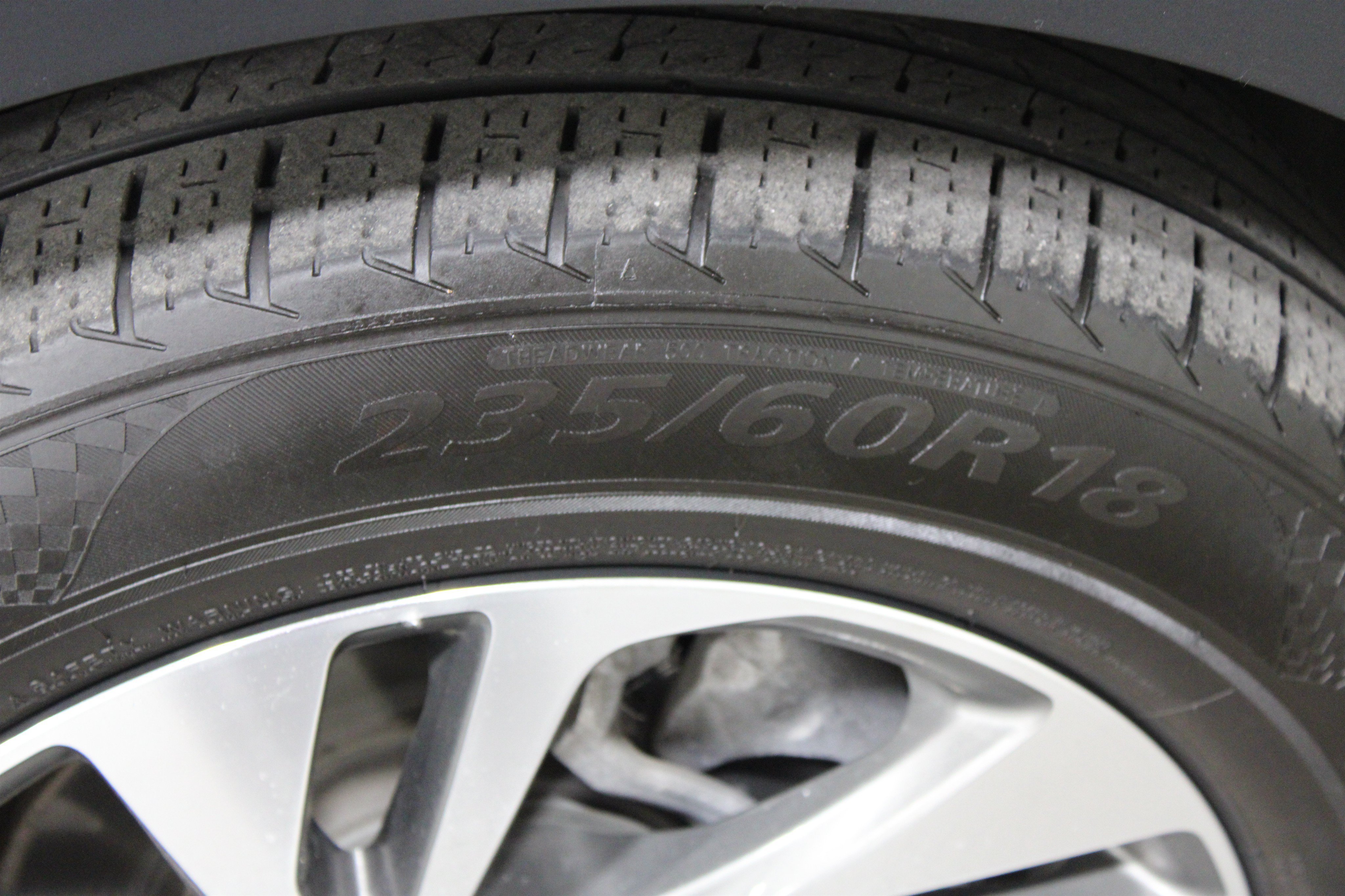 Used 2023 Buick Envision Essence FWD image 26