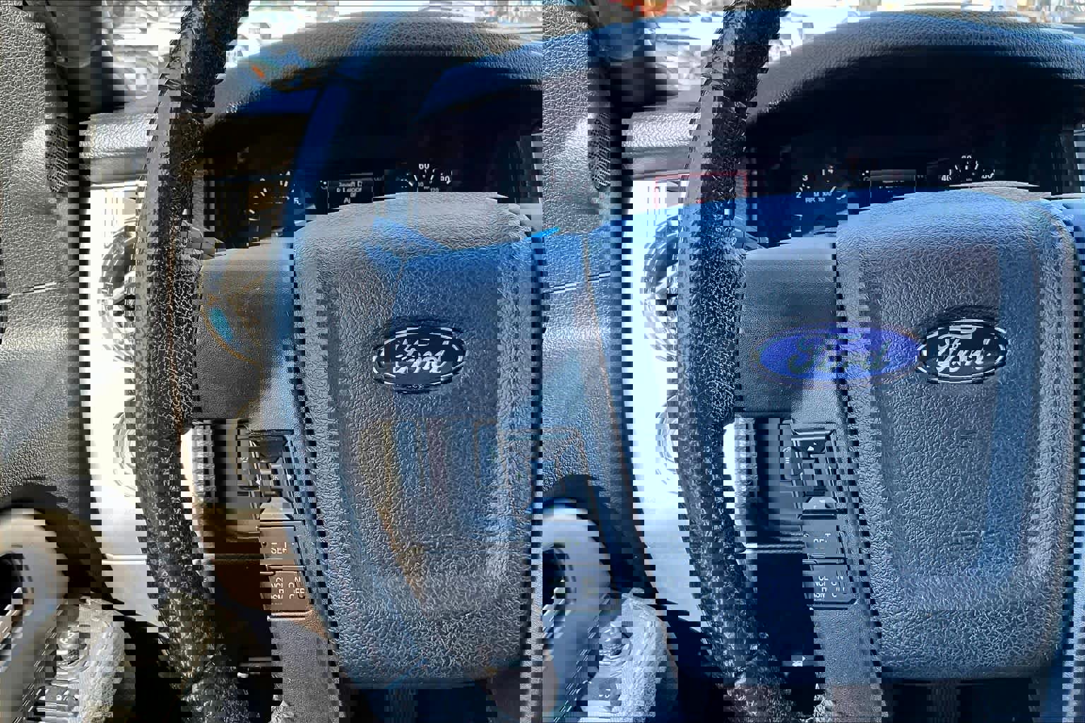 Used 2017 Ford Expedition XLT AWD/4WD image 20