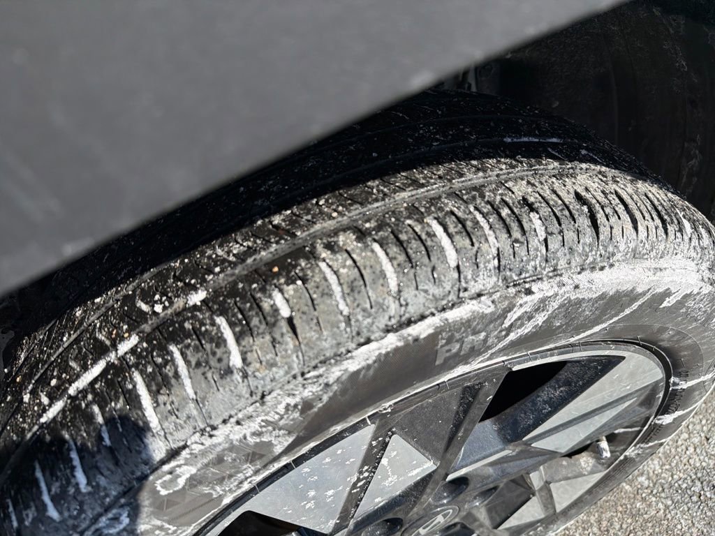 Used 2025 Hyundai Kona SEL image 10