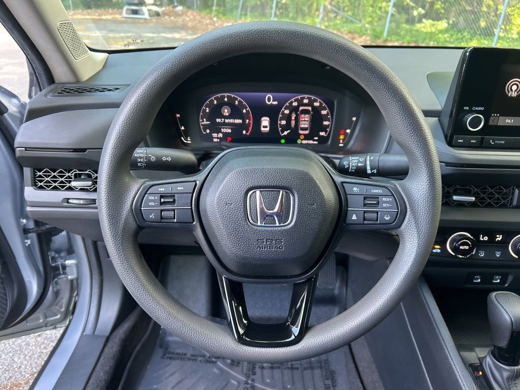 Used 2023 Honda Accord EX image 20