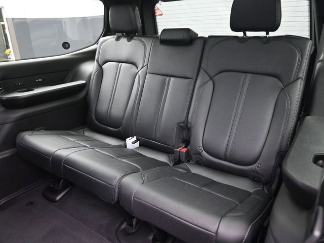 New 2026 Jeep Grand Wagoneer Limited image 14