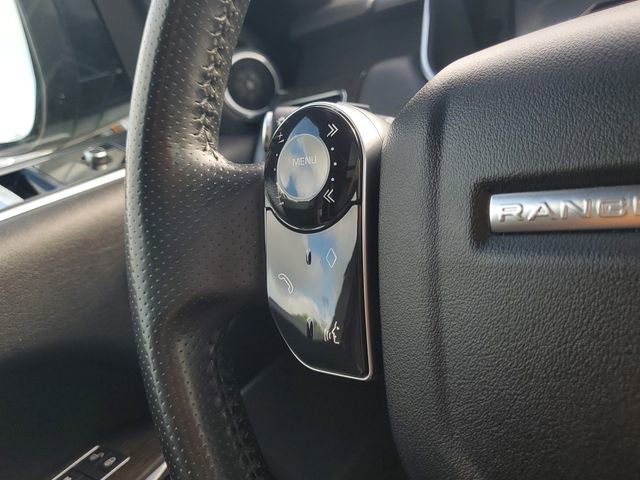 Used 2020 Land Rover Range Rover Sport HSE image 24