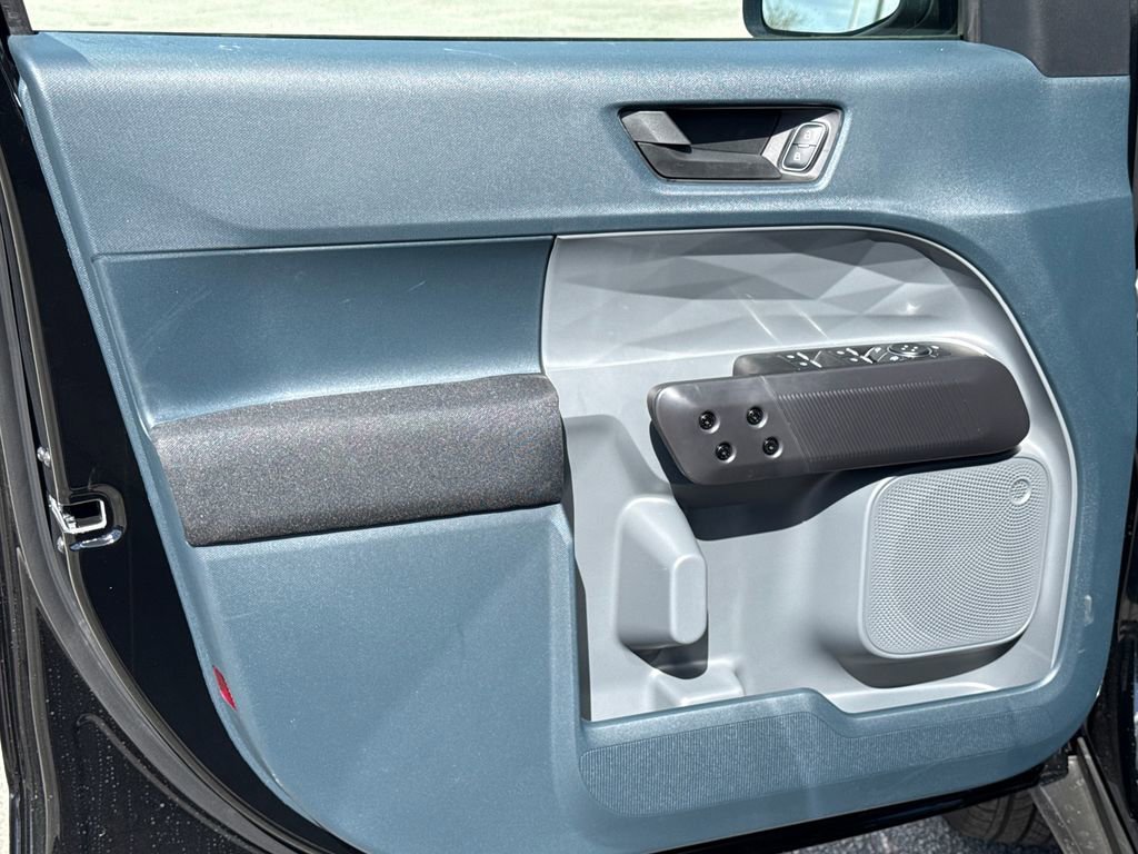 New 2026 Ford Maverick XL image 17