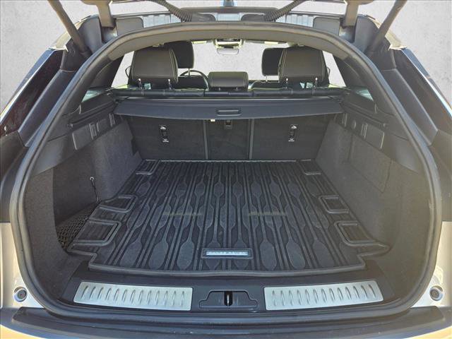Certified 2023 Land Rover Range Rover Velar S image 6