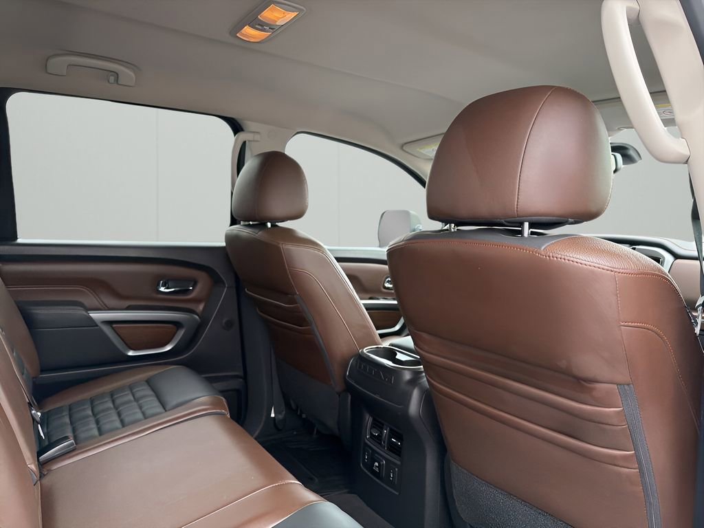 Used 2016 Nissan Titan Platinum Reserve image 15