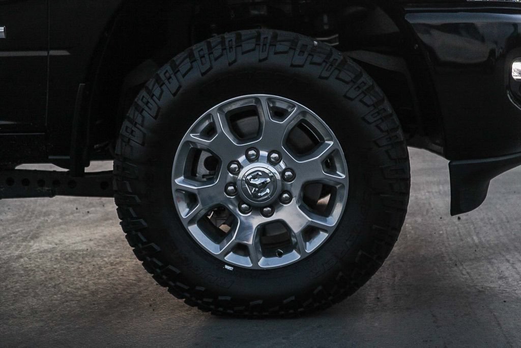 Used 2024 RAM 2500 Laramie w/ Safety Group AWD/4WD image 11