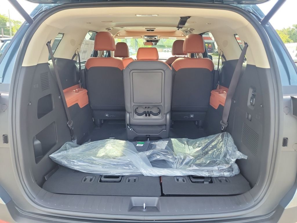 New 2026 Kia Carnival SX FWD image 14