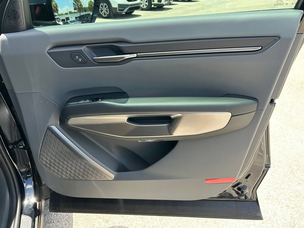 Used 2026 Kia EV9 Wind AWD/4WD image 44