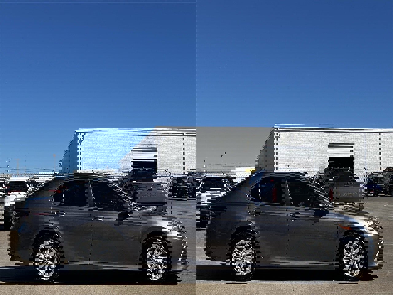 Used 2024 Toyota Camry LE image 3