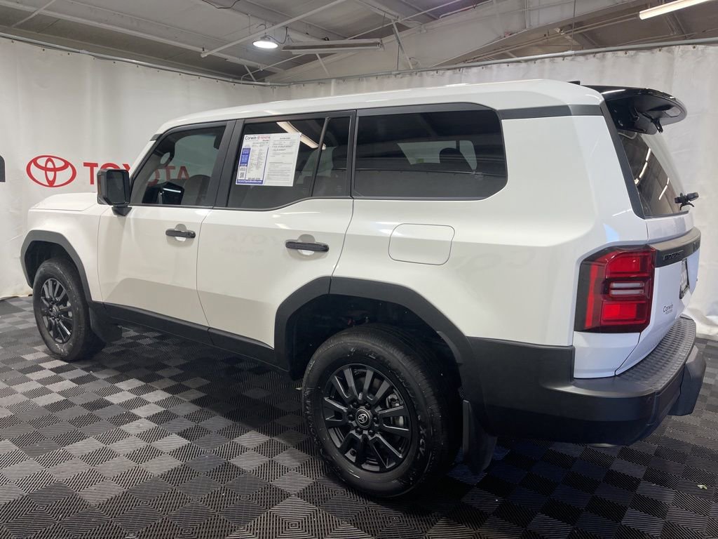 Used 2025 Toyota Land Cruiser 1958 image 4