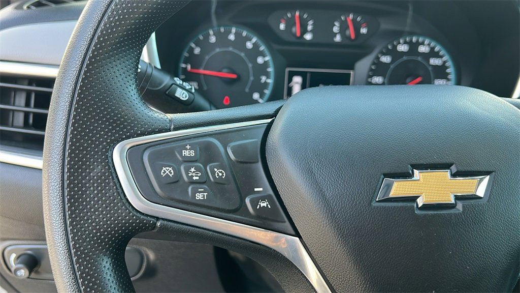 Used 2023 Chevrolet Equinox LS image 18