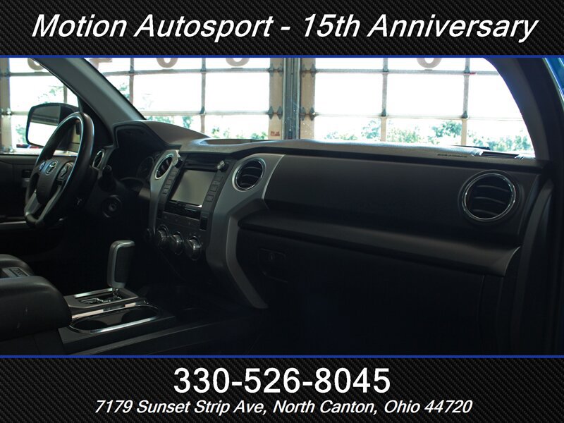 Used 2017 Toyota Tundra SR5 AWD/4WD image 25