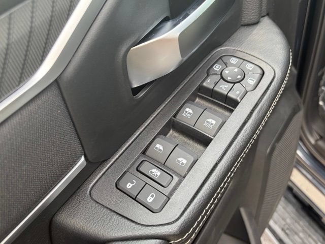 New 2026 RAM 2500 Big Horn AWD/4WD image 12
