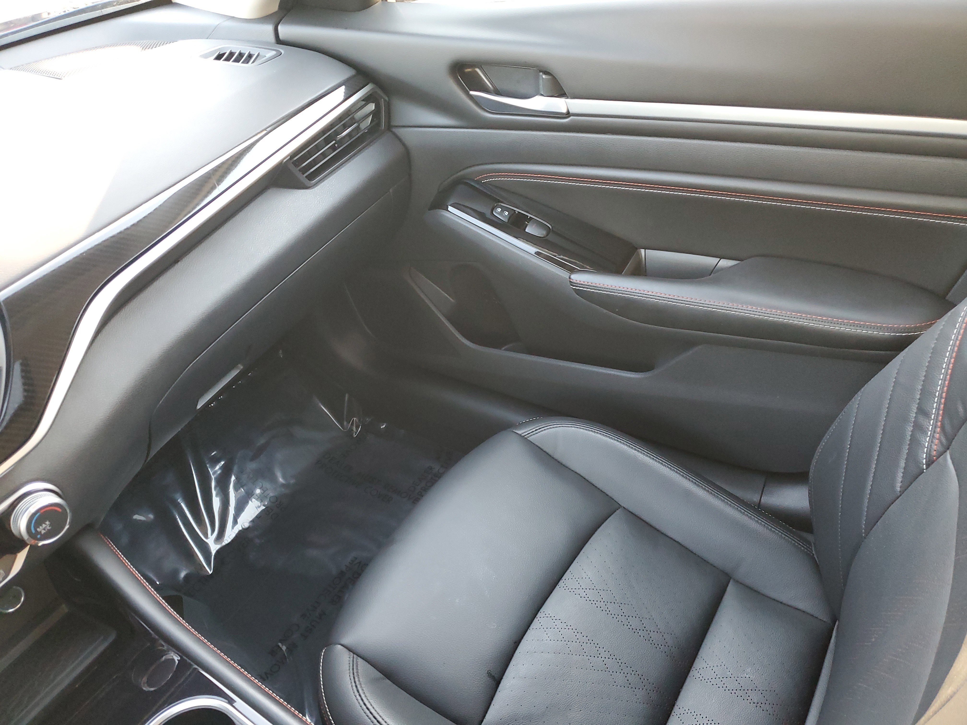 Certified 2023 Nissan Altima 2.5 SR w/ SR Premium Package image 12