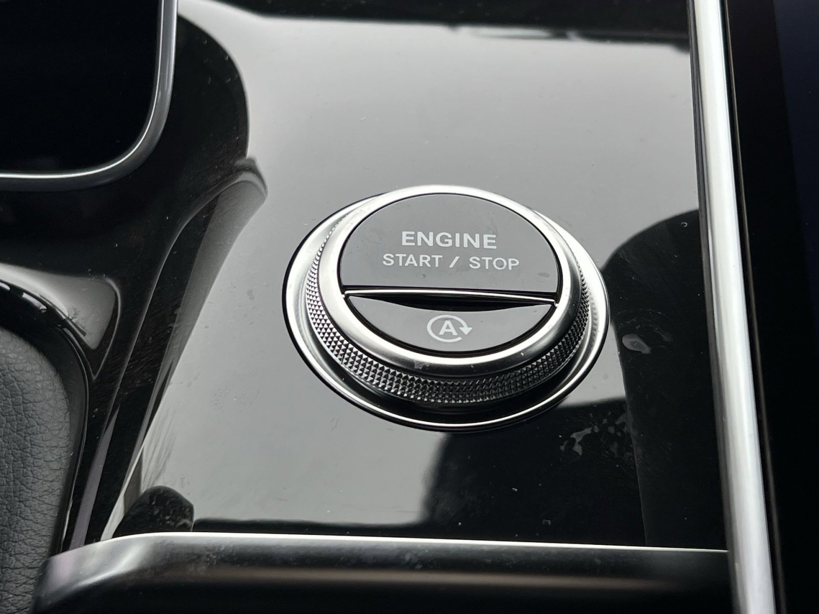 New 2026 Mercedes-Benz S 580 4MATIC Sedan image 32