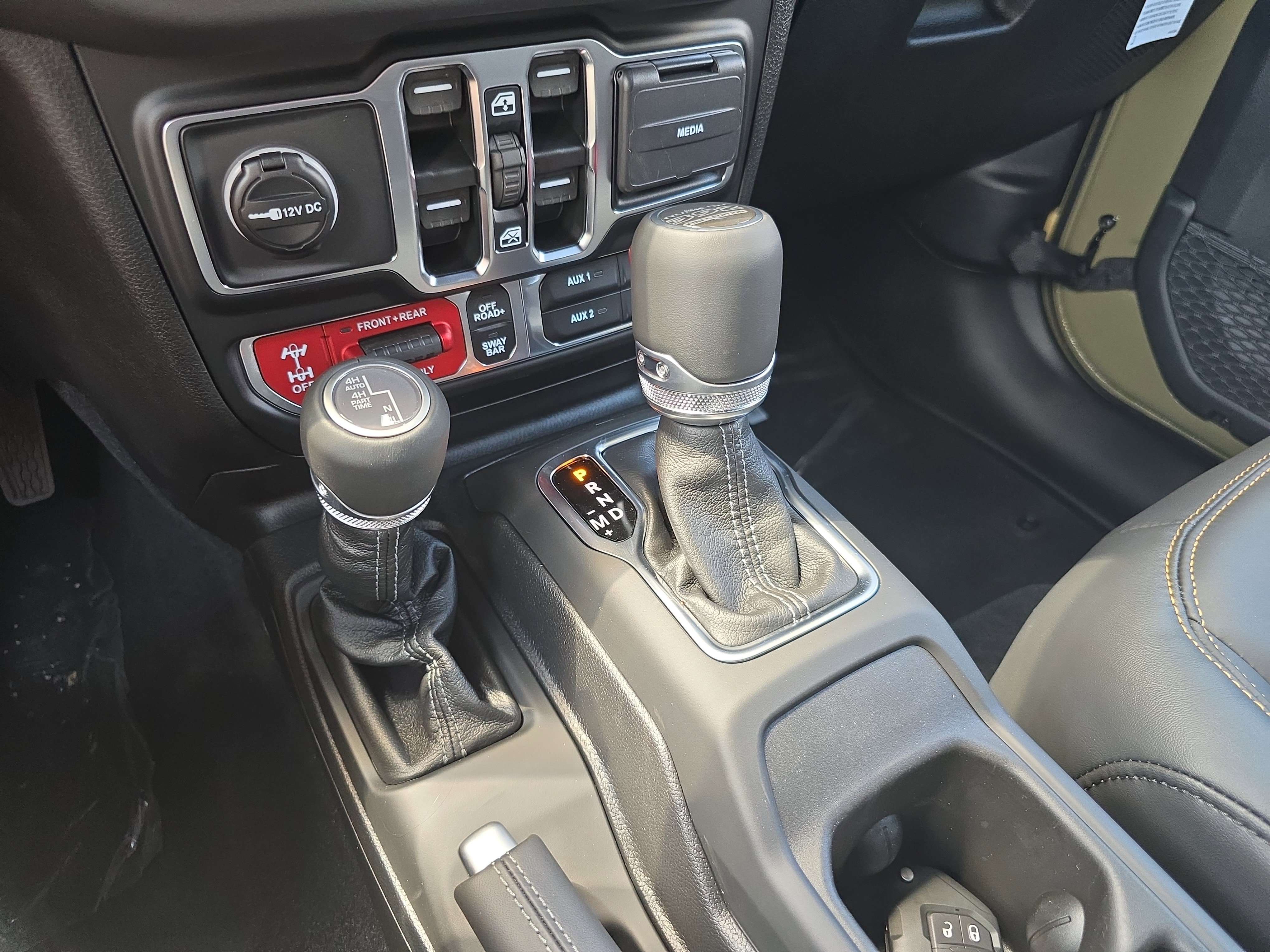 New 2025 Jeep Wrangler Unlimited Rubicon 392 image 27