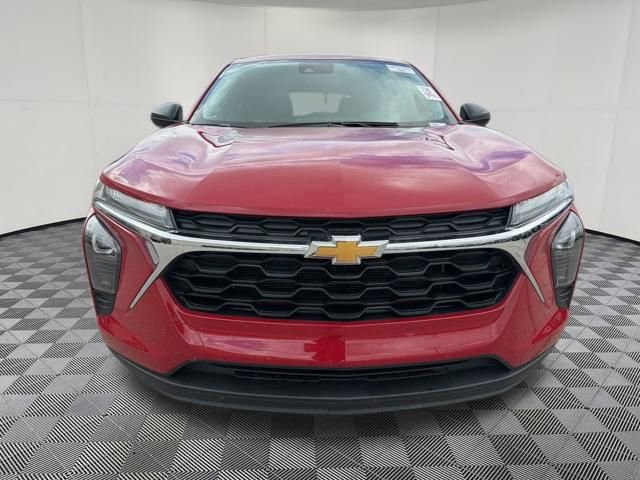 Used 2026 Chevrolet Trax LS FWD image 15