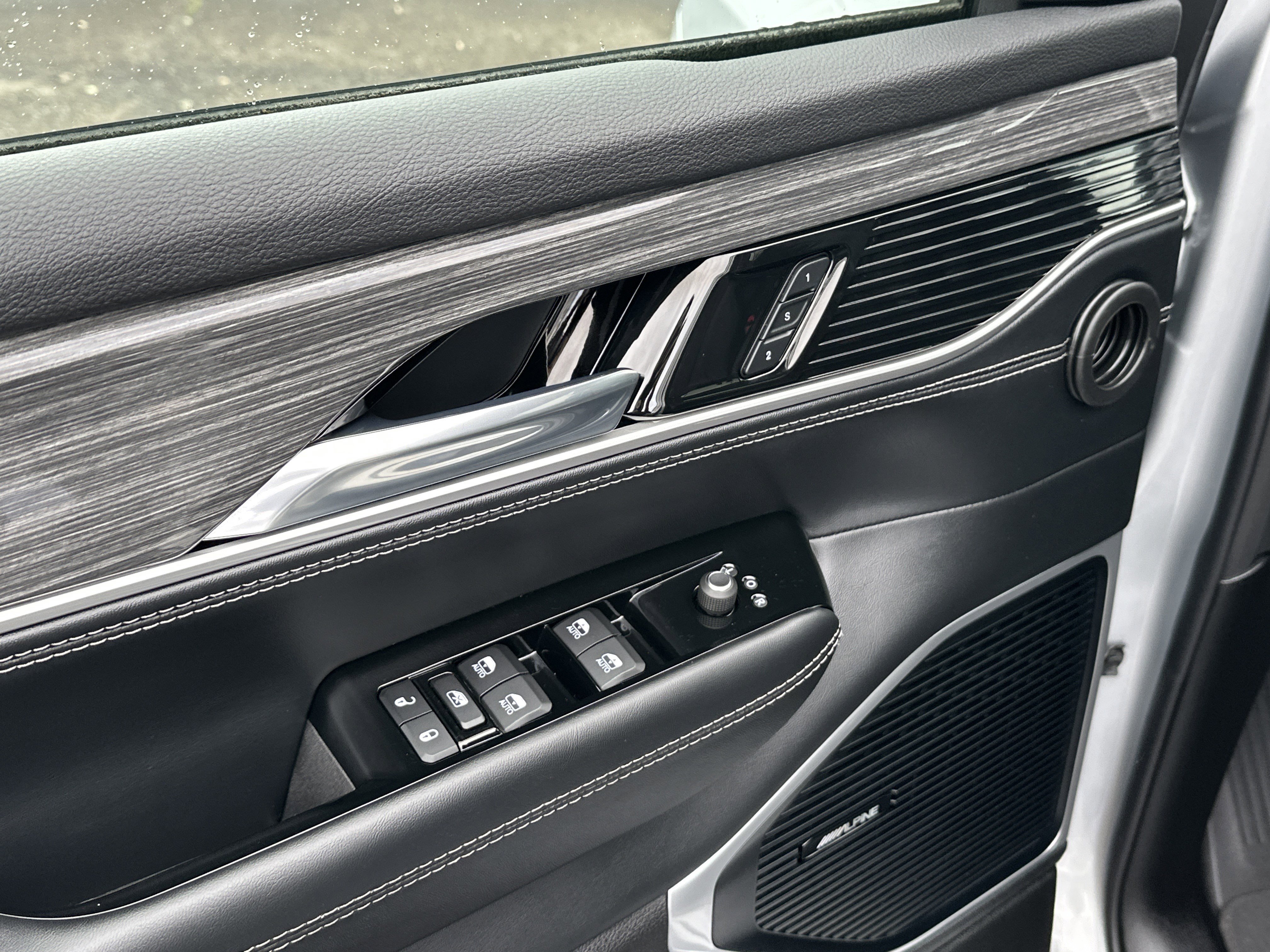 Used 2022 Jeep Wagoneer Series II image 15