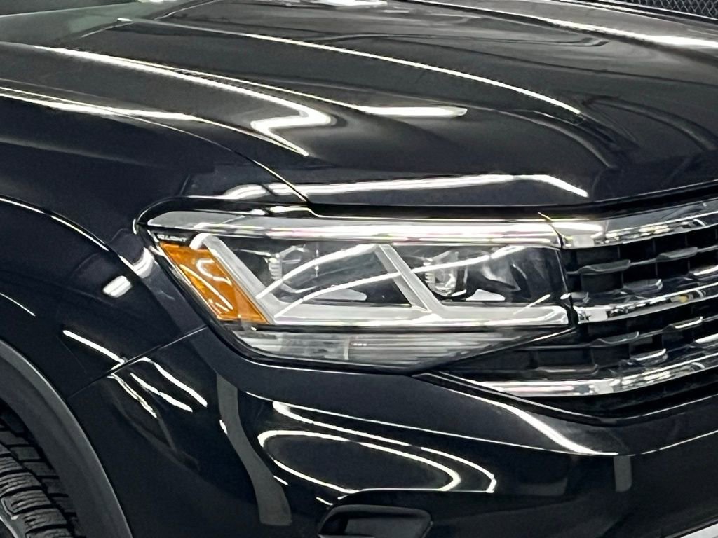 Certified 2023 Volkswagen Atlas SE image 44