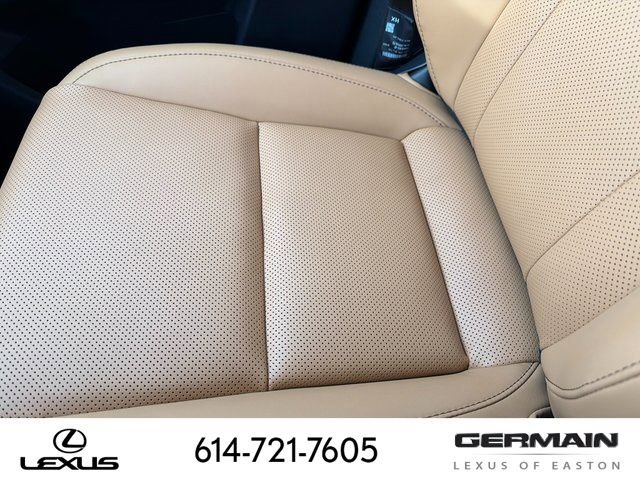 New 2026 Lexus LX 600 4WD w/ Premium Package image 30