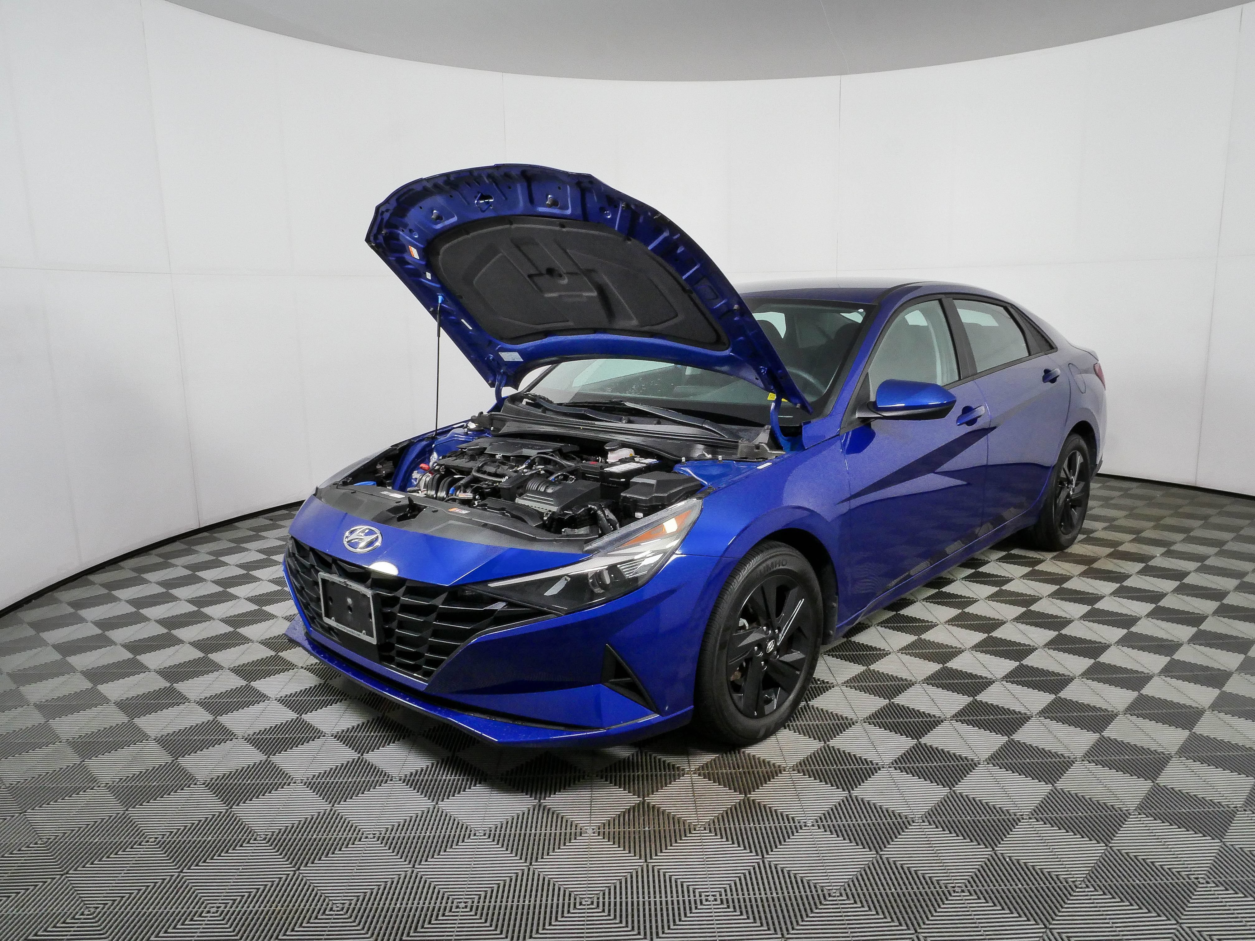 Used 2021 Hyundai Elantra SEL w/ Convenience Package FWD image 30