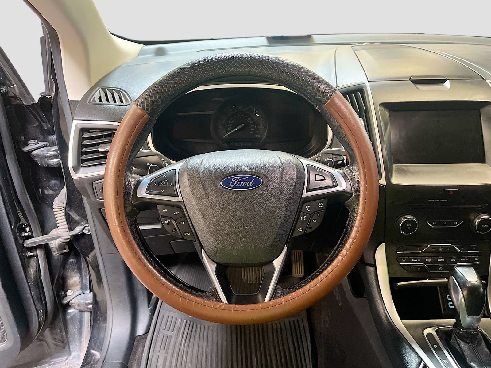 Used 2016 Ford Edge SEL w/ Equipment Group 201A AWD/4WD image 11