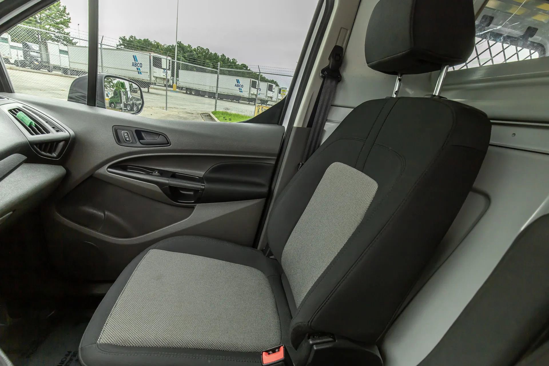 Used 2023 Ford Transit Connect XL image 19