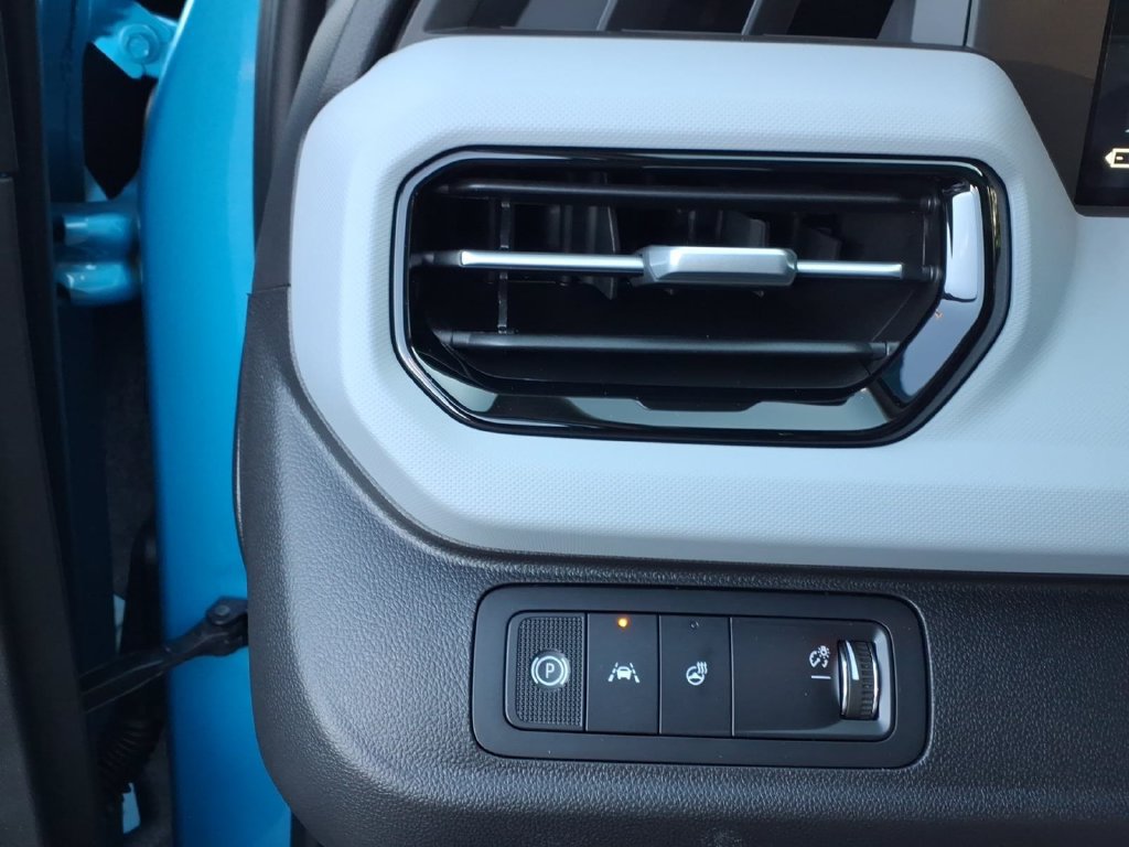 New 2027 Chevrolet Bolt LT w/ Comfort Package FWD image 23