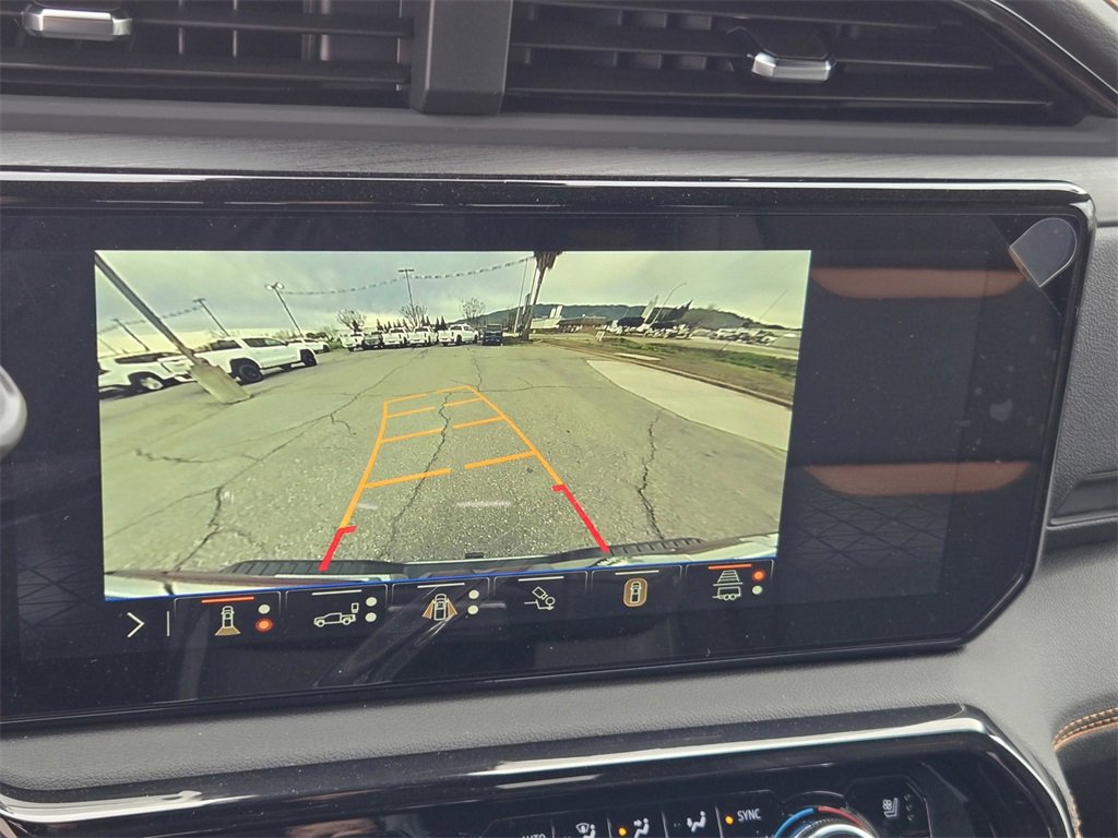 New 2026 GMC Sierra 2500 AT4 w/ AT4 Premium Plus Package image 16