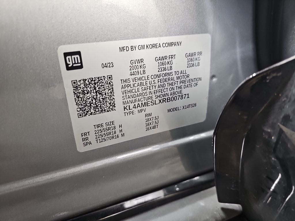 Certified 2024 Buick Encore GX Sport Touring w/ Advanced Technology Package AWD/4WD image 40
