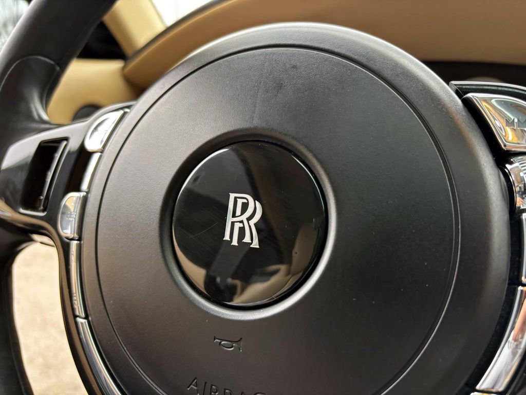 Used 2014 Rolls-Royce Wraith image 22