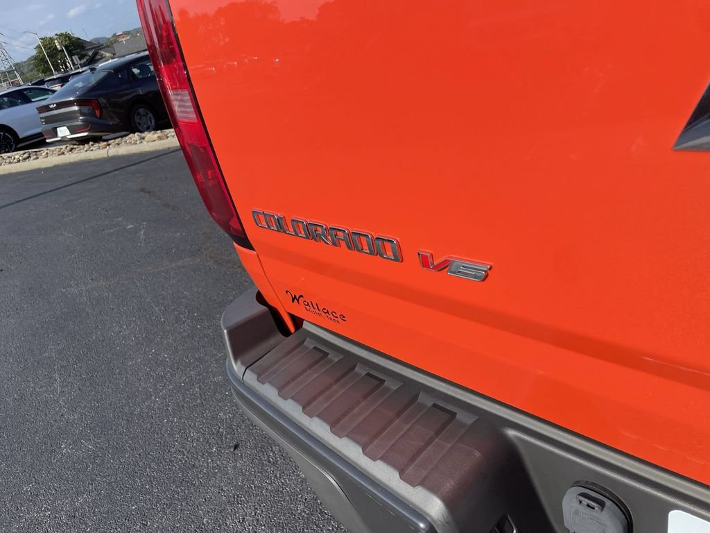 Used 2019 Chevrolet Colorado ZR2 AWD/4WD image 5