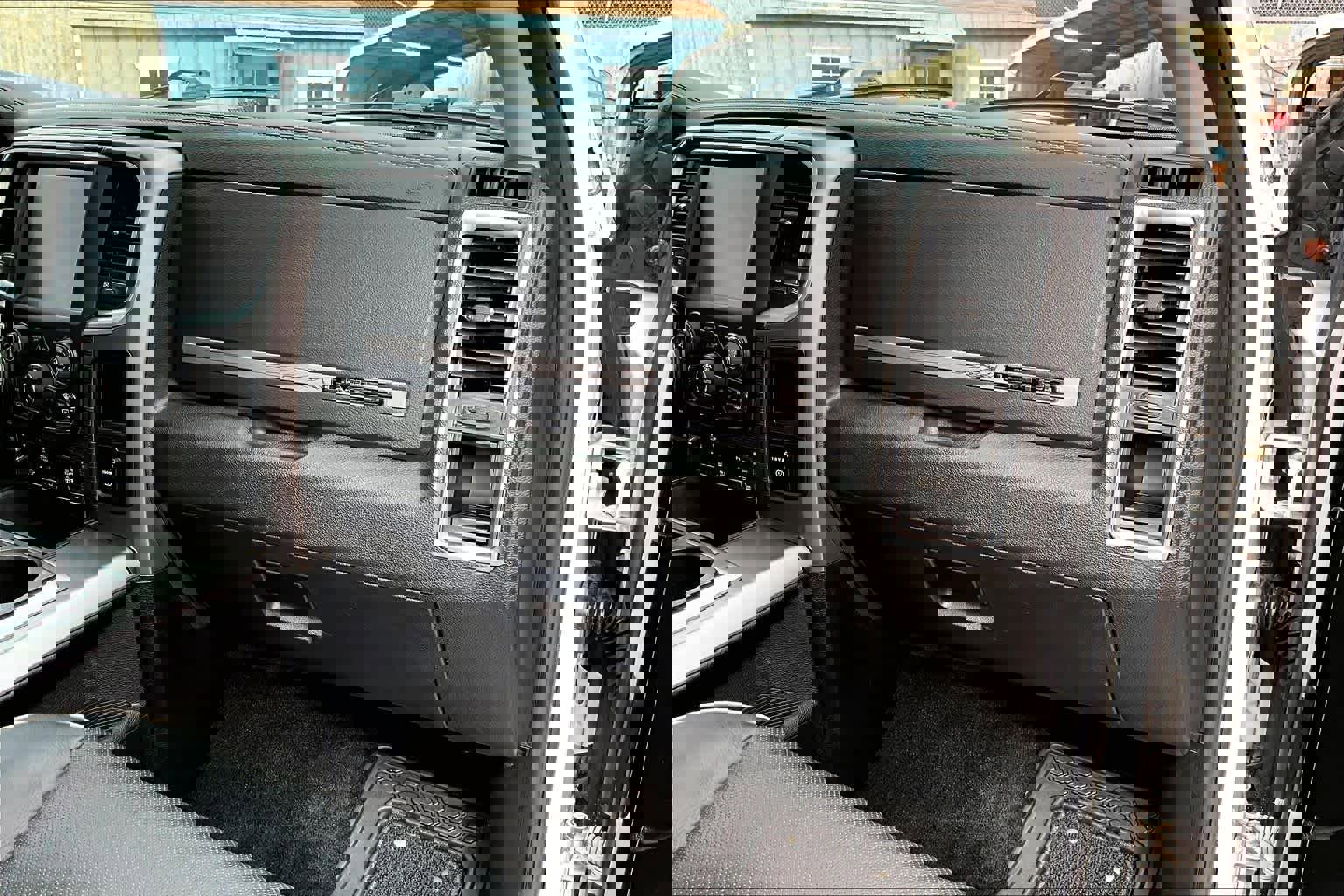 Used 2014 RAM 1500 Limited image 18