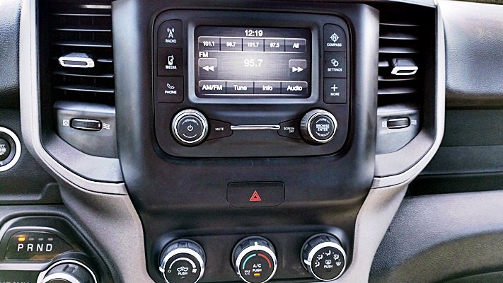 Used 2021 RAM 2500 Tradesman w/ Chrome Appearance Group image 19