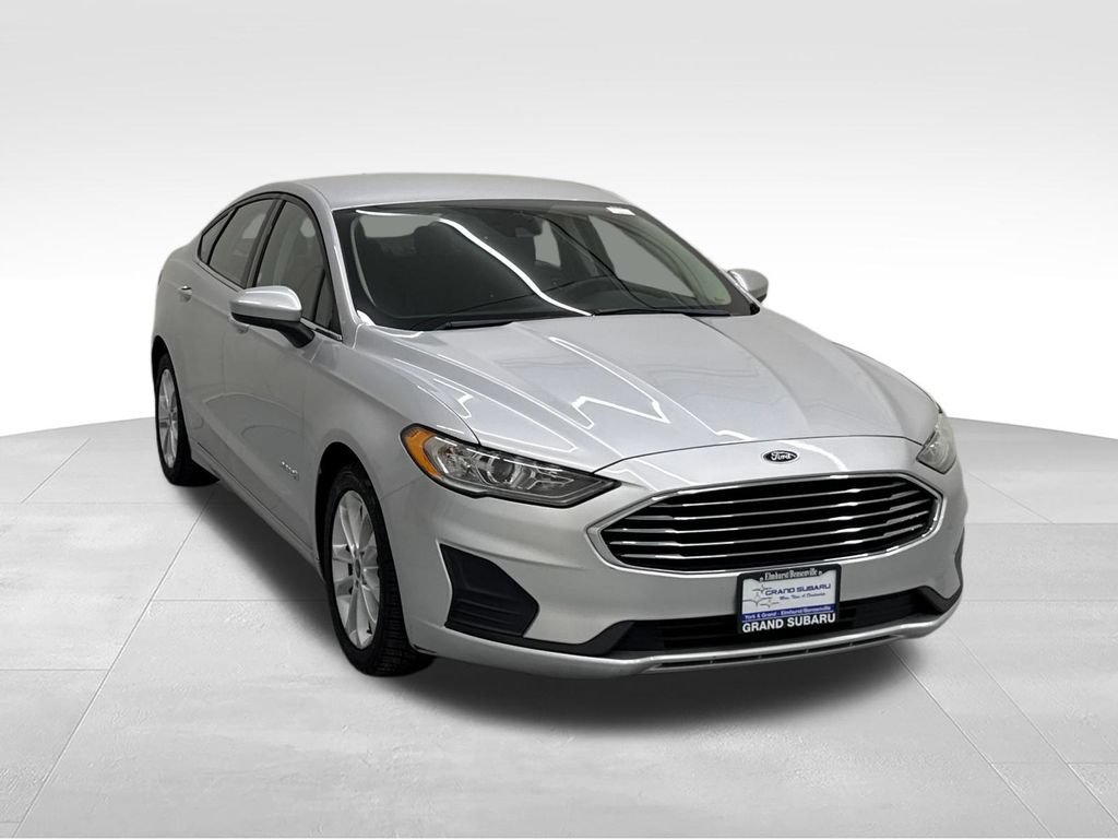 Used 2019 Ford Fusion SE FWD image 8