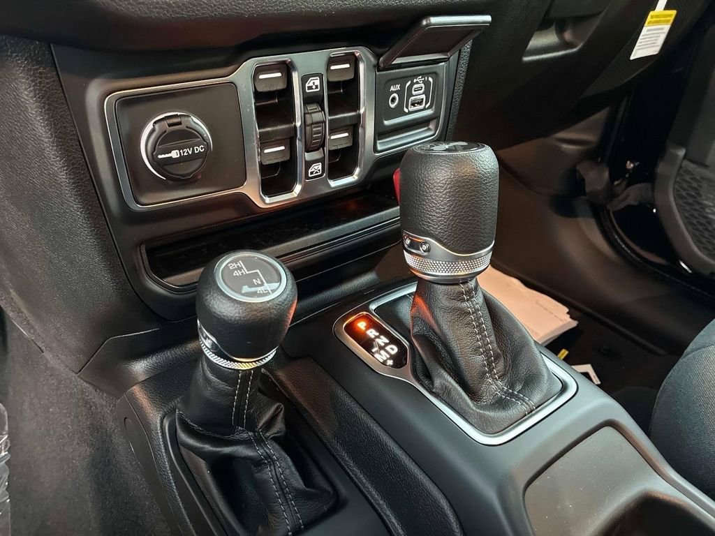New 2026 Jeep Wrangler Unlimited Sport AWD/4WD image 11