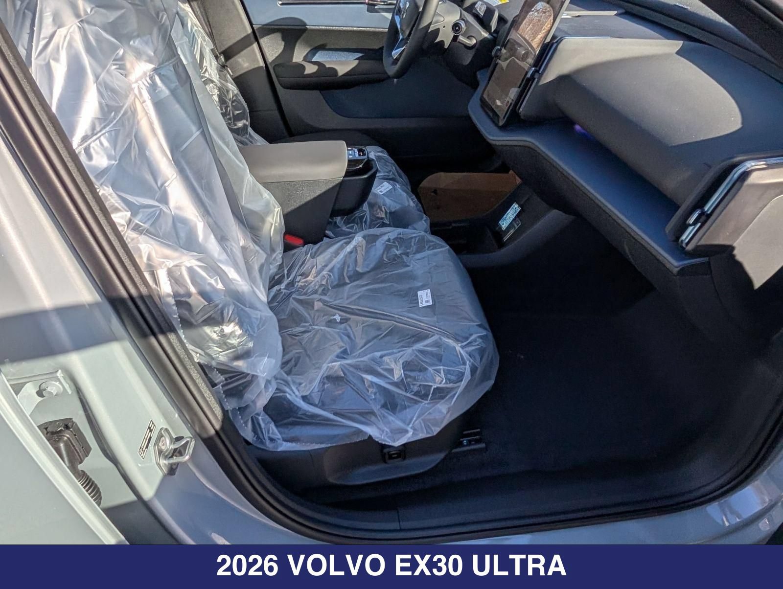 New 2026 Volvo EX30 Ultra w/ Protection Package Premier AWD/4WD image 22