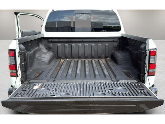 Used 2025 Nissan Frontier S w/ S Utility Package AWD/4WD image 19