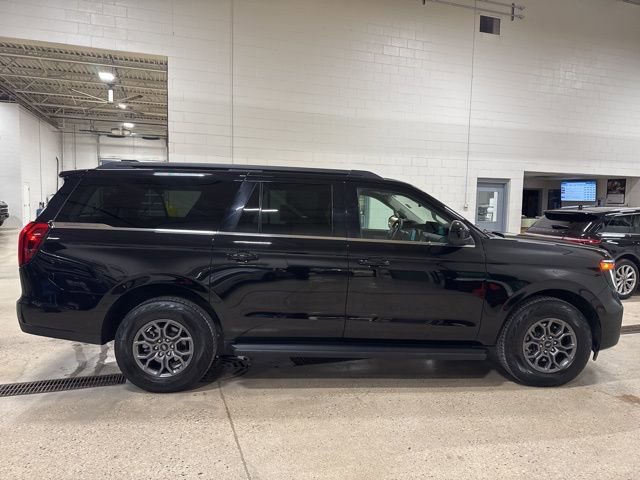 Used 2025 Ford Expedition Max Active image 4