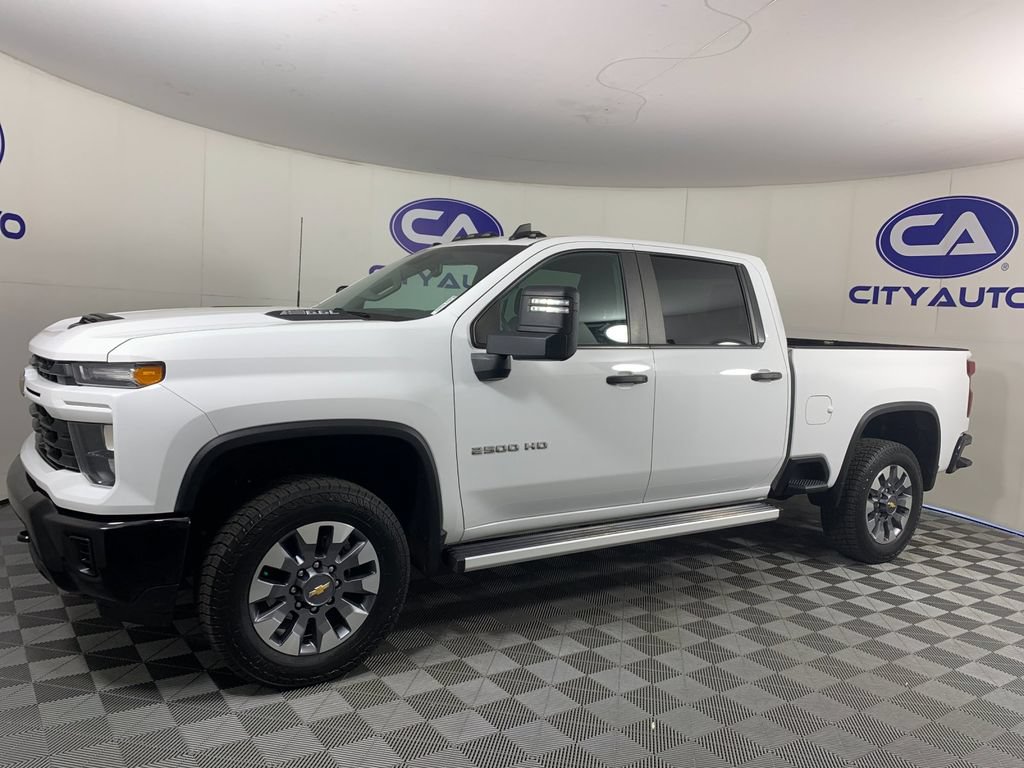 Used 2024 Chevrolet Silverado 2500 Custom w/ Custom Value Package RWD image 6