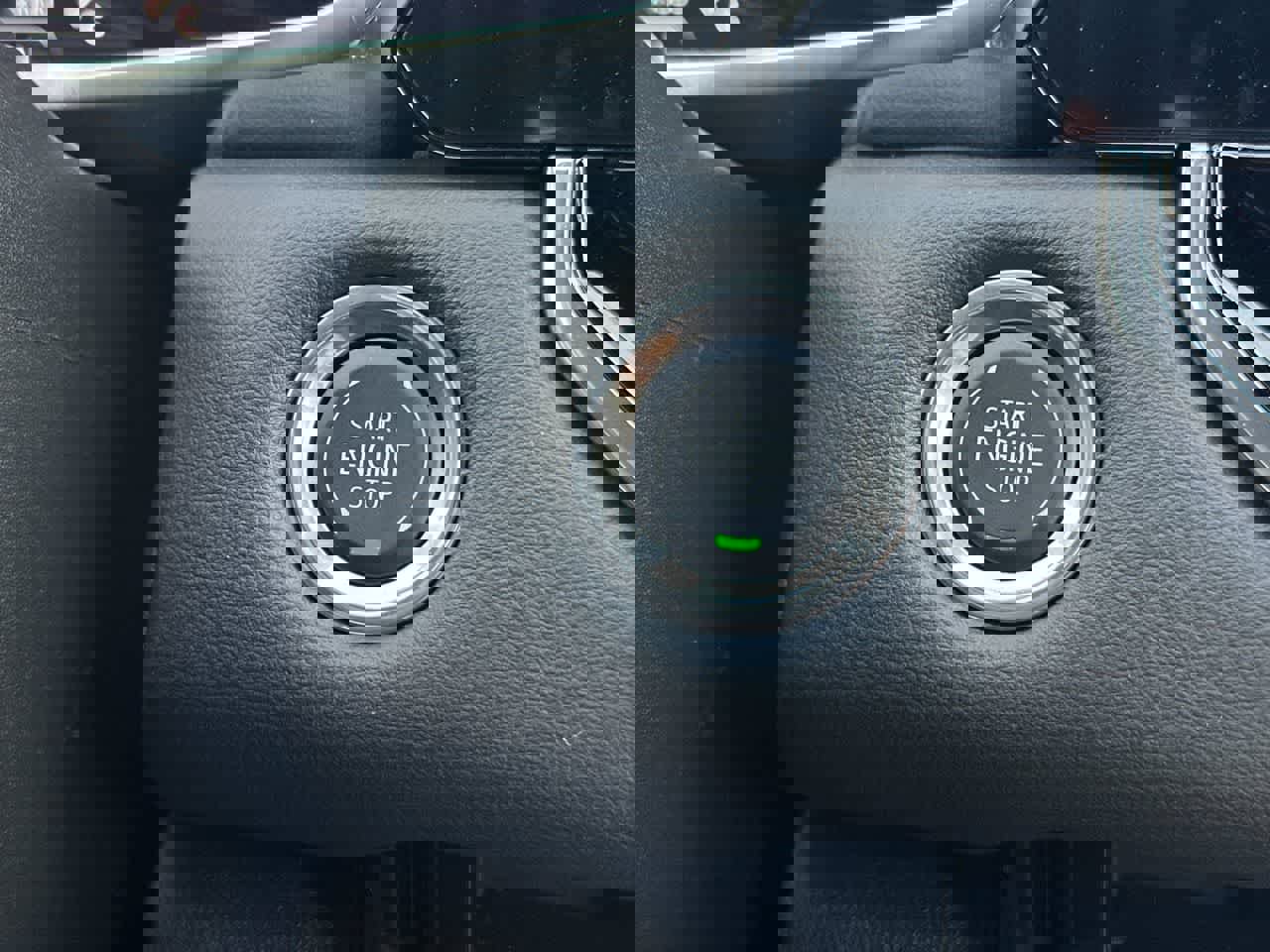 New 2026 GMC Canyon Elevation w/ Convenience Package image 29