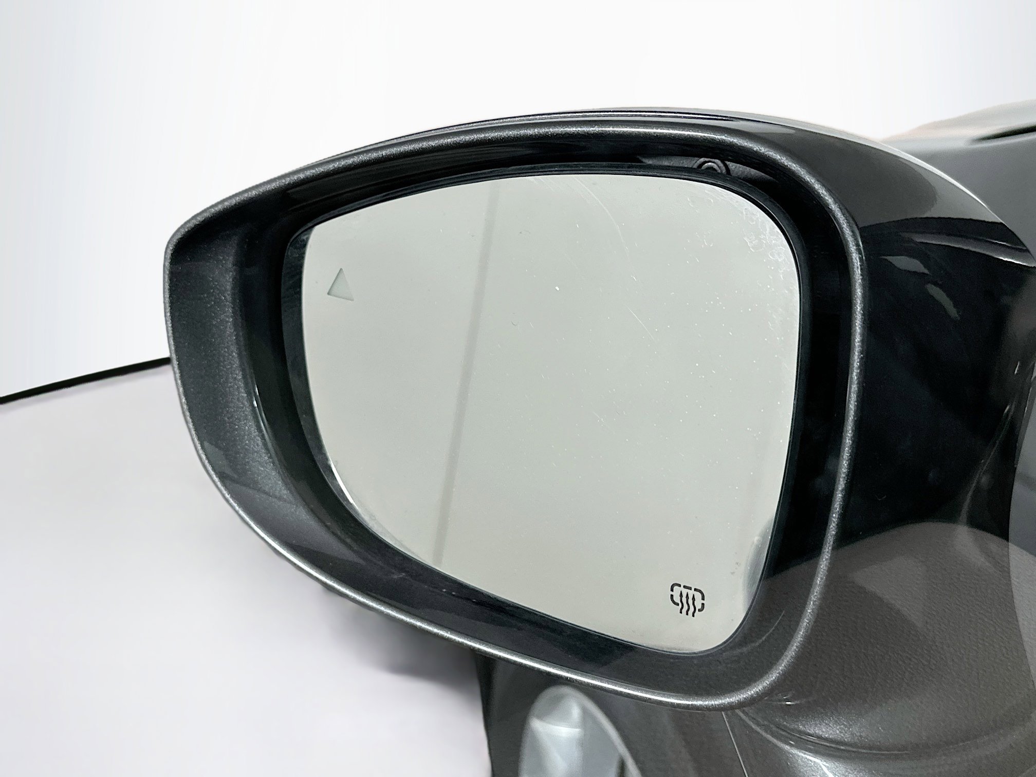 Used 2017 Chrysler Pacifica Touring-L w/ Tire & Wheel Group image 16