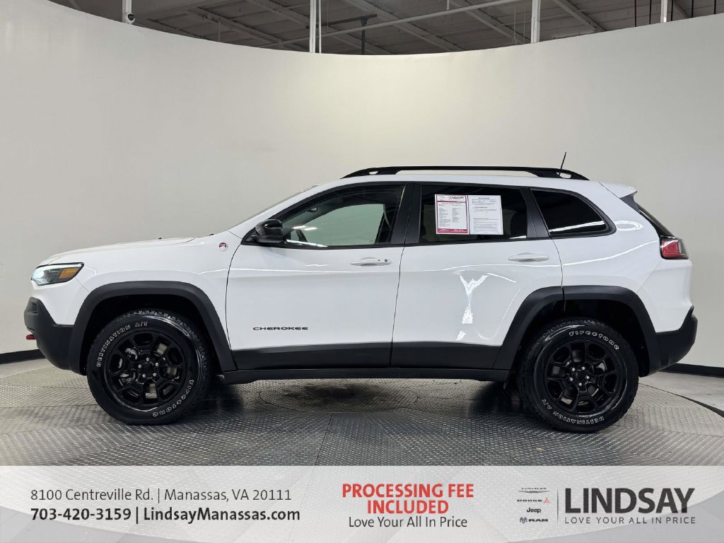 Used 2022 Jeep Cherokee Trailhawk w/ Premium Leather Package AWD/4WD image 6