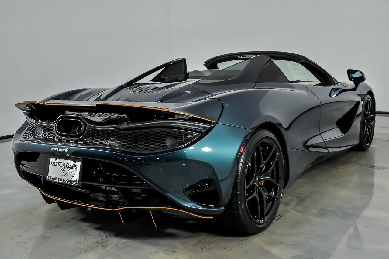Used 2024 McLaren 750S Spider RWD image 12