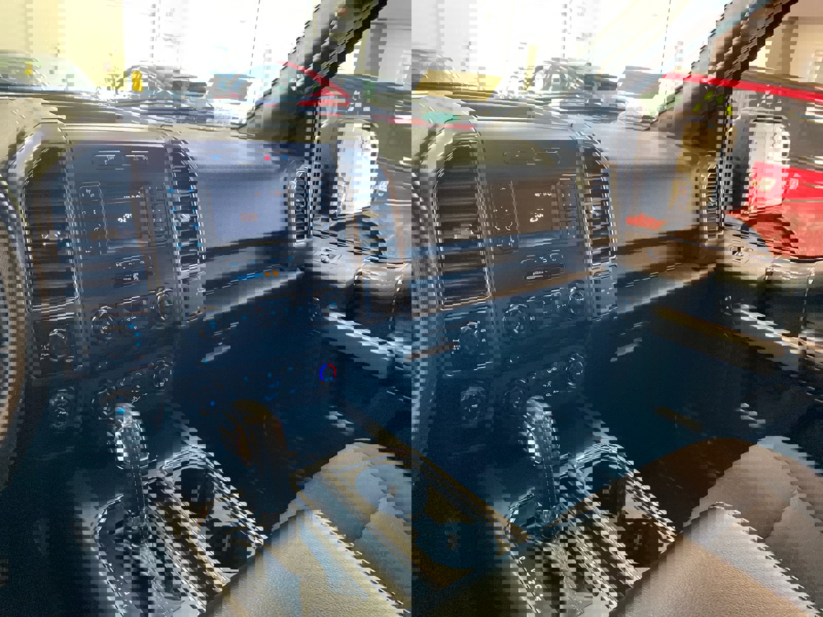 Used 2018 Ford F150 XLT w/ Equipment Group 301A Mid image 18