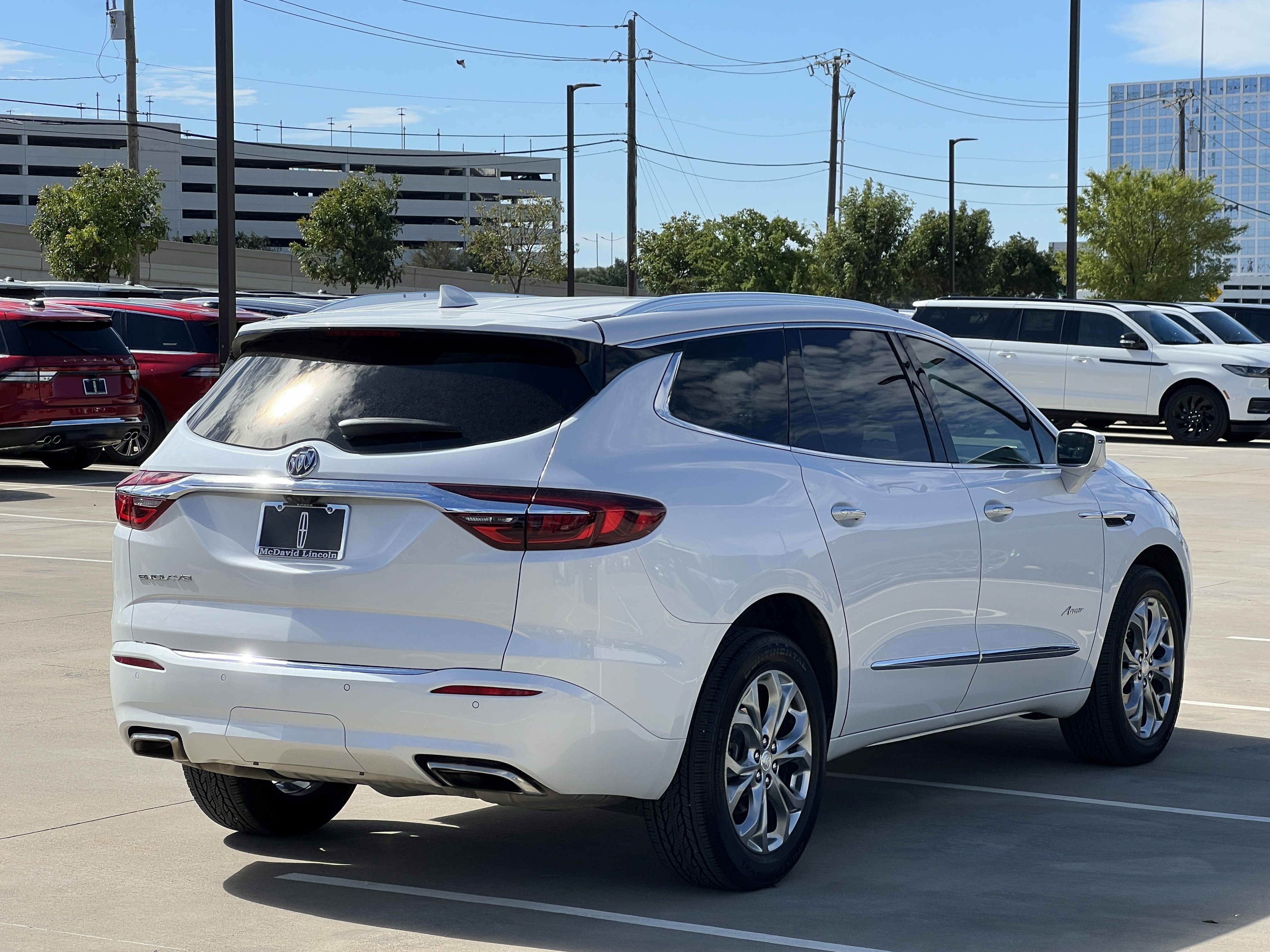 Used 2020 Buick Enclave Avenir FWD image 9