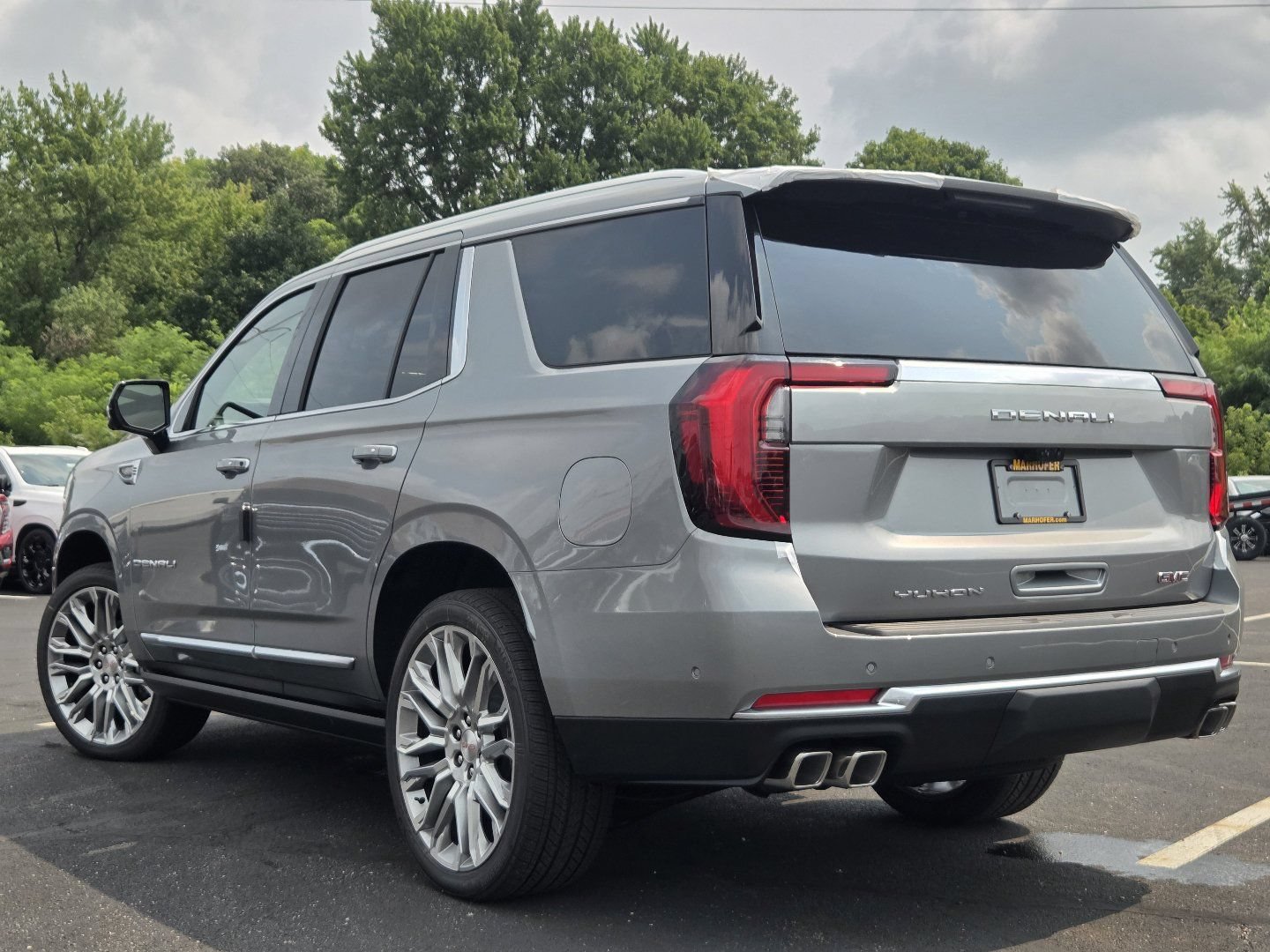 New 2026 GMC Yukon Denali w/ Denali Reserve Package AWD/4WD image 18