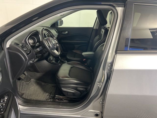 Certified 2018 Jeep Compass Latitude image 18